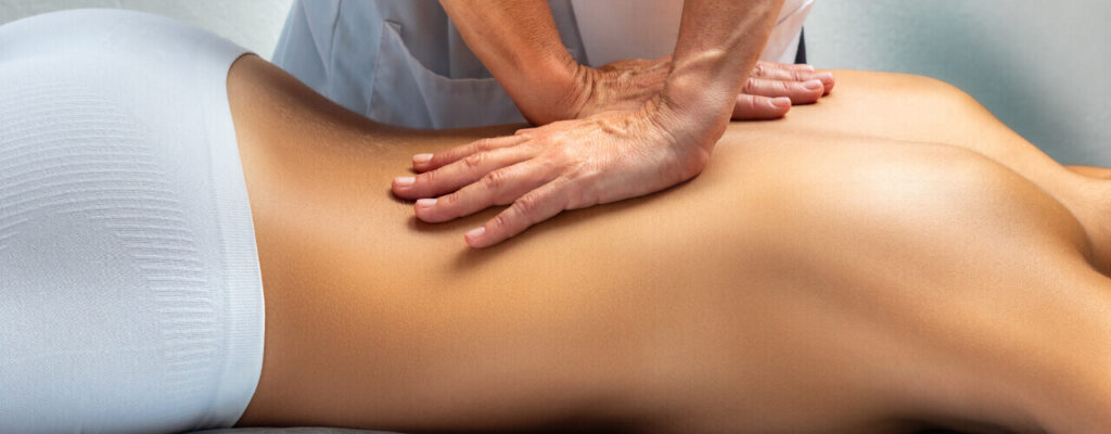 How Active and Passive Physical Therapy Treatment Can Improve Back Pain